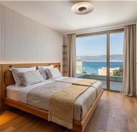 4-Bedroom Luxury Villa with Heated Pool, Ciovo near Trogir – Sleeps 8